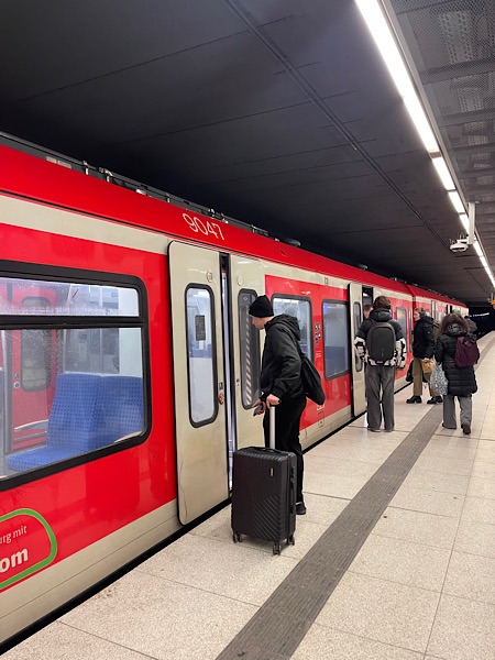 S-Bahn in Hamburg Altona